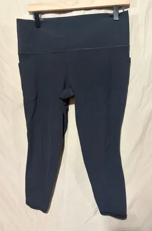 Athleta salutation stash leggings thumbnail 1