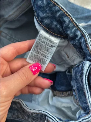 Old Navy Jean Shorts thumbnail 3