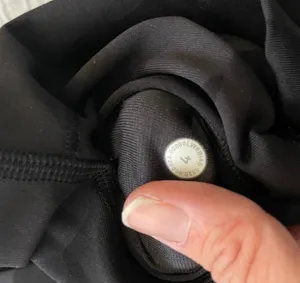 Lululemon Align Black/Grey Camo Scalloped 23” Leggings thumbnail 4