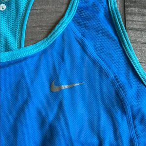 Nike Blue Fitted Racerback Tank Top thumbnail 3