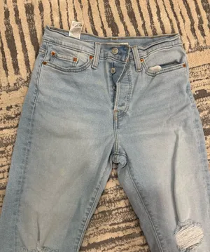 Levi’s Wedgie Straight thumbnail 1