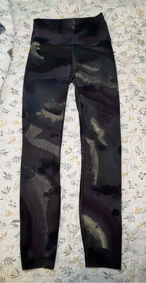Lululemon Dark Color Patterned Active Leggings thumbnail 1