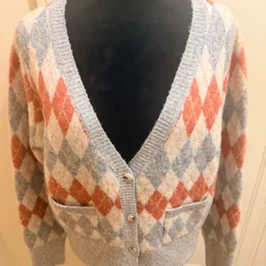 Lush Preppy Argyle Knit Button Up Cardigan In Grey & Mauve - Size M - NWOT thumbnail 3