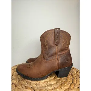 Ariat Dakota Ankle Boots Cowgirl Dakota Western Brown leather studded Booties thumbnail 2