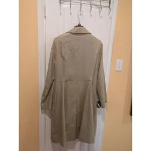 Isaac Mizrahi Linen Trench Coat Beige Size XL Satin Lined Shimmer Long thumbnail 9