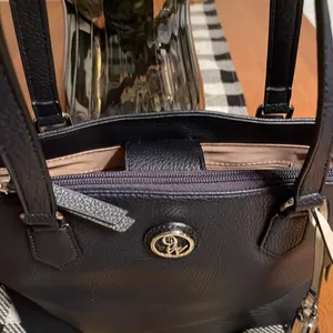 Nine West The Natala Tote features a top zip closure, interior pockets, and shoulder strap thumbnail 4
