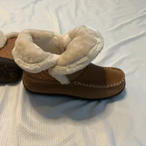 Warm Tan Quilted Boots Brown Size 11 thumbnail 6