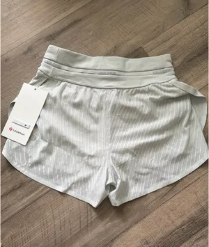 Lululemon Shorts thumbnail 2