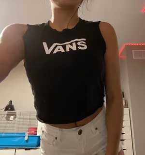 Tank Top thumbnail 2