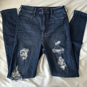 Hollister Skinny Ultra High Rise Jeans thumbnail 1