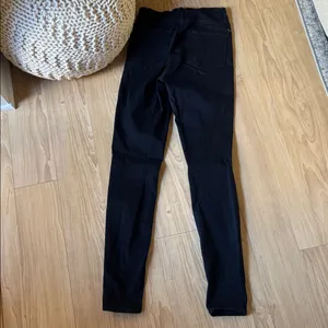 Good American Black Jeans thumbnail 3