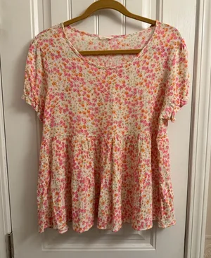 Floral Ruffled Peplum Tunic Top - Pink & Orange on Cream thumbnail 1