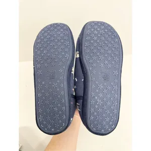 Joules Winter Cozy Slippers Size 6 US Blue Dog Print Faux Fur Pull On Style thumbnail 9