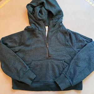 Lululemon Scuba Half-Zip thumbnail 1