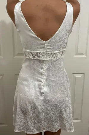 White Dress Size XS thumbnail 2