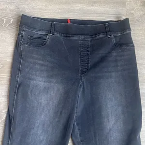 Spanx Straight Leg Jeans, Black thumbnail 4