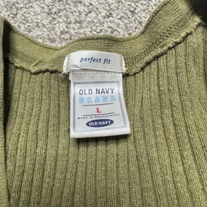 Old navy ribbed v neck  thumbnail 2