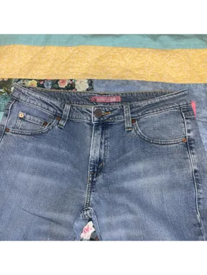 Levi's 518 Superlow Boot Cut Woman’s 11S JR Jeans Denim Levi Pants Light Wash thumbnail 2