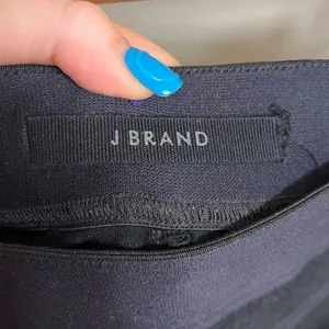 ✨J Brand Estellah High Rise Split Flare Pull Black Sz 27 Pants✨ thumbnail 8