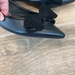 Tory Burch Flats thumbnail 2