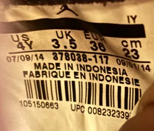 Air Jordan 11 BG 'Legend Blue' thumbnail 7
