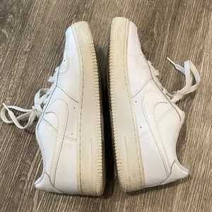 Nike Air Force 1 AF1 low sneakers white youth 5.5 women’s 7.5 thumbnail 8