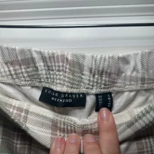 Susan Graver Weekend Plaid Pull-On Pants Tan Green White Size Small academia thumbnail 4