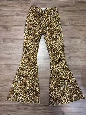 Forever 21 Leopard Flare Jeans 29 Fits 27x32 NWT Bell Bottom Animal Print thumbnail 2