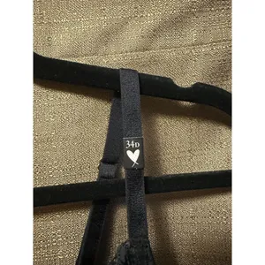 Victoria's Secret Lace Unlined Plunge Bra Black Size 34D thumbnail 3