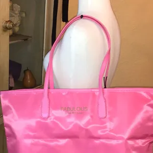 The Fabulous Isaac Mizrahi tote thumbnail 3