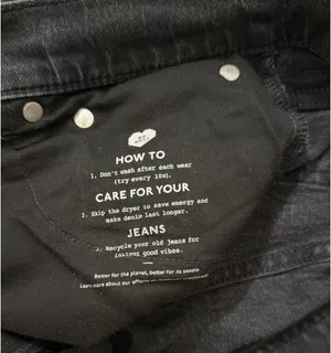 Madewell 90’s Straight Black Jeans thumbnail 6