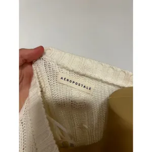 Aeropostale Womens Cable Knit Striped Sweater Cream Grey Crew Neck Pullover L thumbnail 2