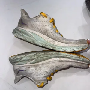 Hoka Clifton 8 Athletic Running Gym Training Shoes Women’s Sneakers Size 9B READ thumbnail 11