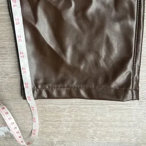 NEW Abercrombie & Fitch Vegan Leather 90s Straight Pant thumbnail 11
