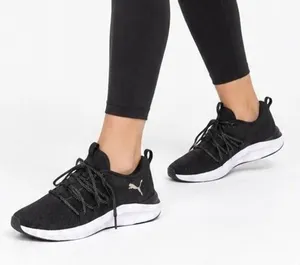 Women's Black Athletic Sneakers Size 7.5 Runner Training Shoes thumbnail 1