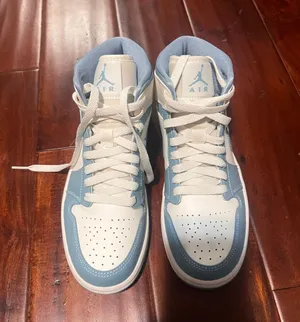 Jordan Air  1 Mid thumbnail 2