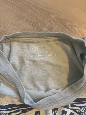 Graphic ariat tee thumbnail 3