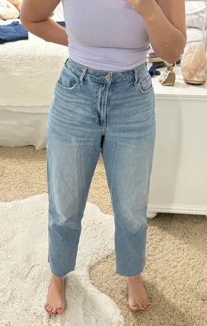 Hollister Jeans thumbnail 1