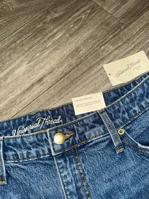Universal Threads Vintage Straight Jeans thumbnail 4