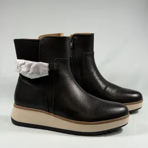 Clarks Collection Size-7M‎ Womens Zylah Rose Chelsea Boot Black Leather thumbnail 5