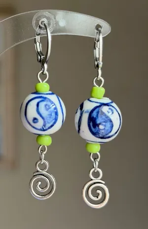Handmade unisex boho funky porcelain Yin yang dangle earrings💚💙 thumbnail 1