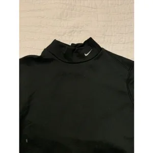 Nike Pro Therma Black, size Large woman's. Nike Compression shirt thumbnail 2
