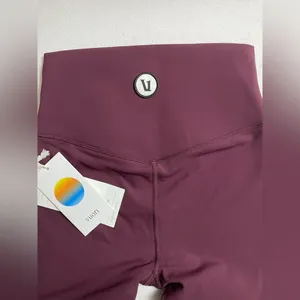 NWT Vuori Chilled Out Performance Legging in a Cerise Color Size S thumbnail 11