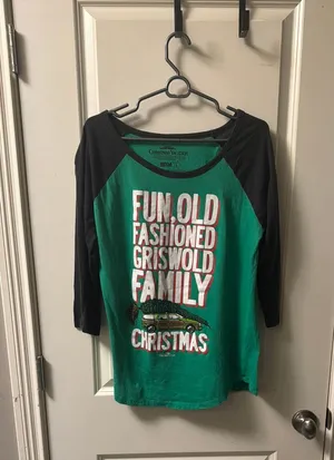 National Lampoon's Ripple Junction Christmas Vacation Griswold Family Tee thumbnail 1