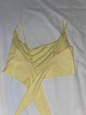 Lucy in the Sky Monroe Ruffle Set in Yellow thumbnail 4
