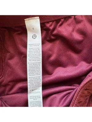 Lululemon Swiftly Mid-Rise Short 3” Burgundy Bay Size 6 NWT thumbnail 5