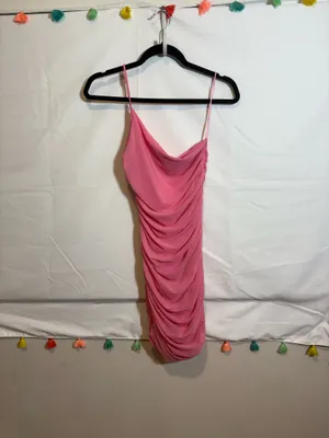 Tight rouged pink formal dress thumbnail 2
