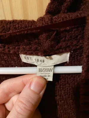 Cato Est 1946 Burgundy Sleeveless Sweater With Hood Size 18/20W thumbnail 4