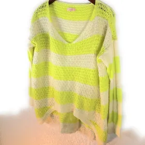 Kaitlyn Sweater‎ thumbnail 7