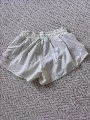 Hotty Lululemon Hot 2.5" Shorts thumbnail 2
